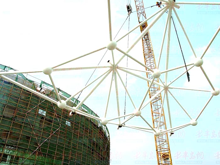 厦门体育馆网架安装